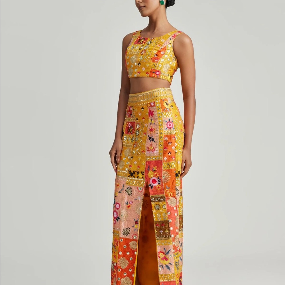 Indian Fusion Matching Set - Picture 4 of 4
